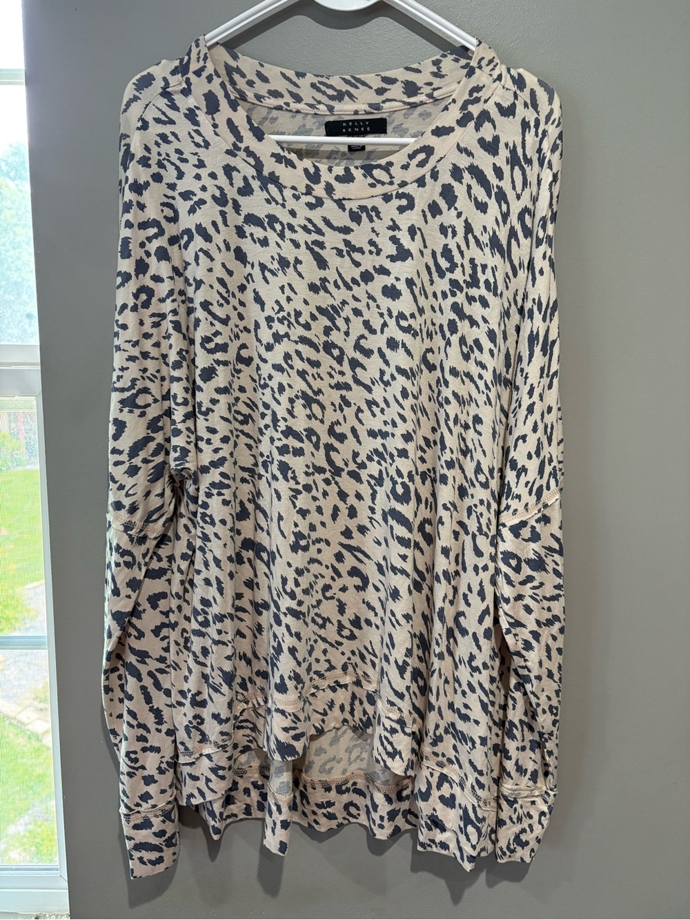 Kelly Renee Long Sleeve Top Sweater shirt XL Womens Ladies Gray leopard